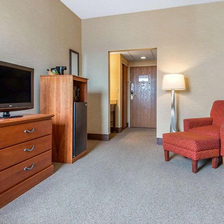 Quality Inn & Suites Mansfield Kültér fotó
